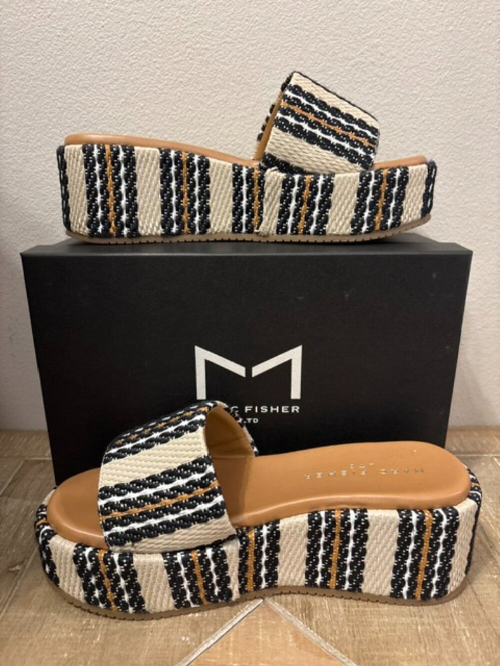 NEW Marc Fisher LTD Daylin Platform Sandals Light Natural - Sizes 7.5, 8, 9.5 - Picture 4 of 6